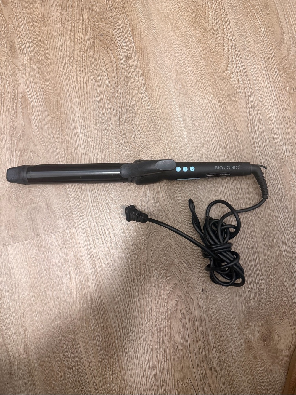Bio Ionic 1.25 Inch Long Barrel Ceramic Curling Iron